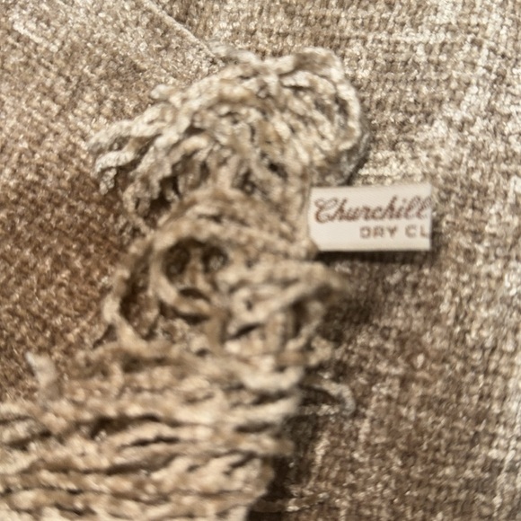Stunning Chenille scarf with fringe. Brown/creme. Soft and lux. Size 8.5”by 64”. - Picture 5 of 5